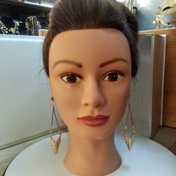 Arrowhead shape Goldtone rhinestone Nickle Free dangle earrings 3" - Picture 2 of 4